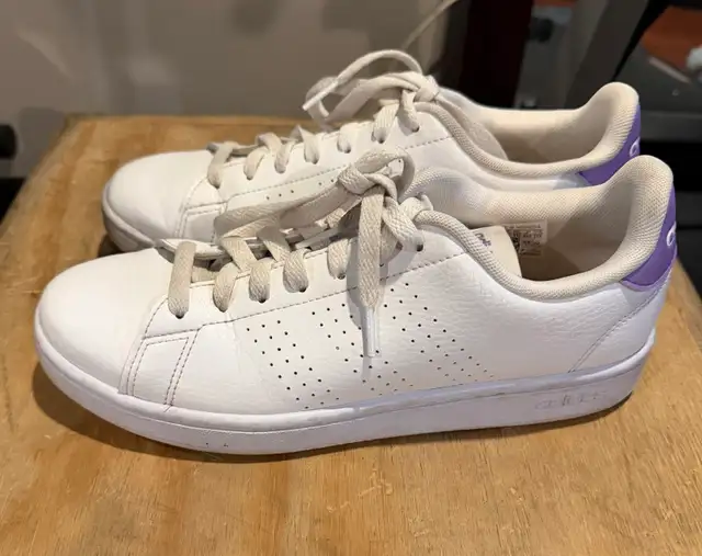 Adidas Advantage Shoes Women’s sz 9 Men’s Sz 7 