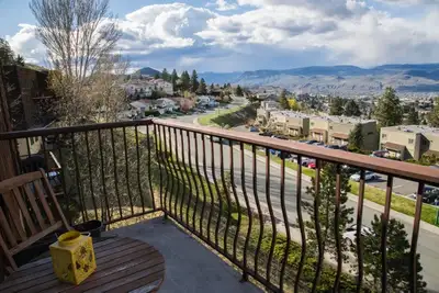 I am looking for a new roommate to share my 2 bedroom apartment in Upper Sahali. Rent is before inte...