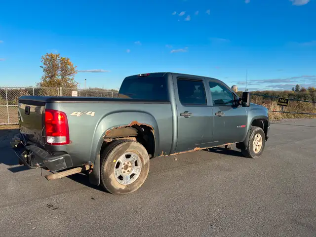 2007 GMC SIERRA 1500 VORTEC MAX CREW CAB in Cars & Trucks in Ottawa - Image 5