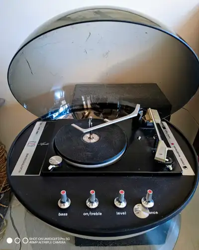 Vintage 1970's Electrohome Apollo 860 Spage Age Stereo, View more