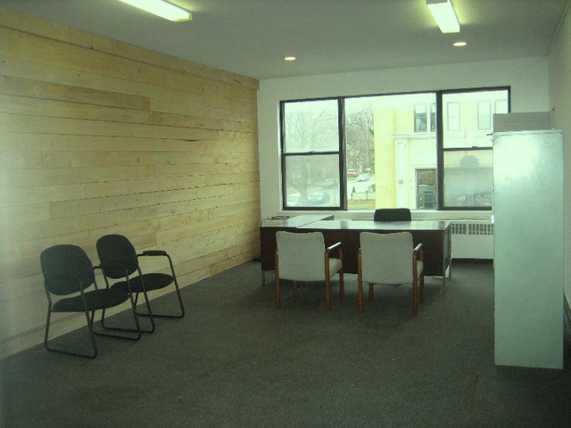 Office Space in NDG - very sunny - renovated dans Espaces commerciaux et bureaux à louer  à Ville de Montréal - Image 2