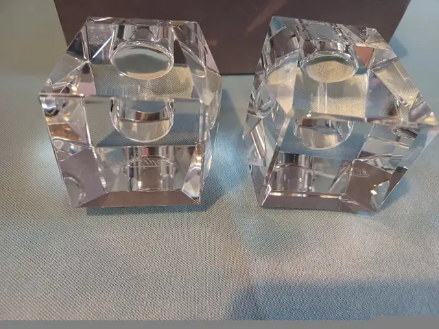 Rosenthal crystal candlesticks Pair in Home Décor & Accents in Calgary - Image 3