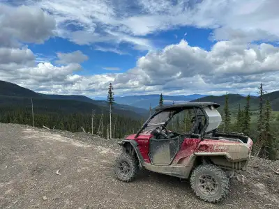 3600kms. I have a steel plow that hasn't been used very much for it. Full front and rear windows Nev...
