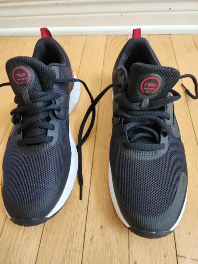 Nike Renew Retaliation 3 Running Shoes - Black - NEW, View more