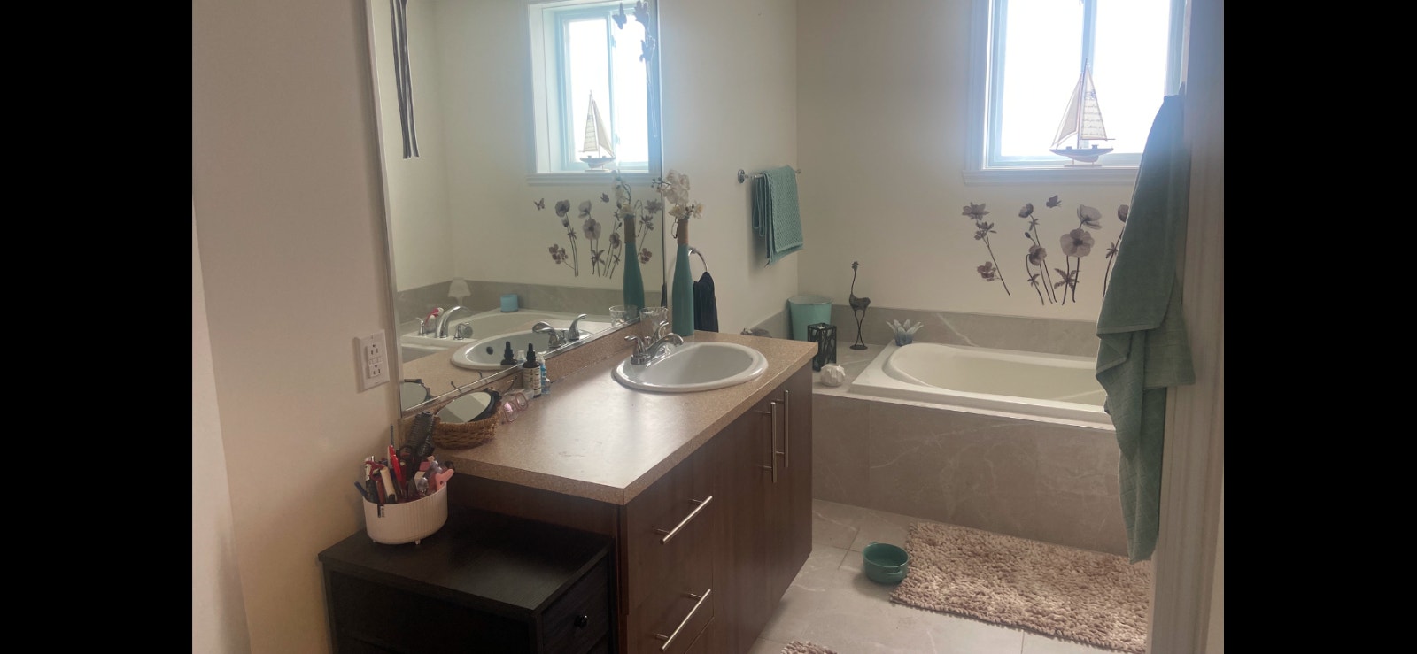 Mirabel  (2 min. des Outlets et aut.15) Condo 4 1/2 — photo 2