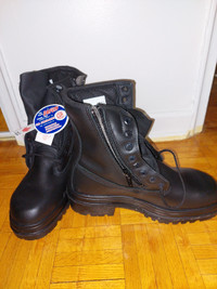 Men's UNUSED CSA Steel toed boots.