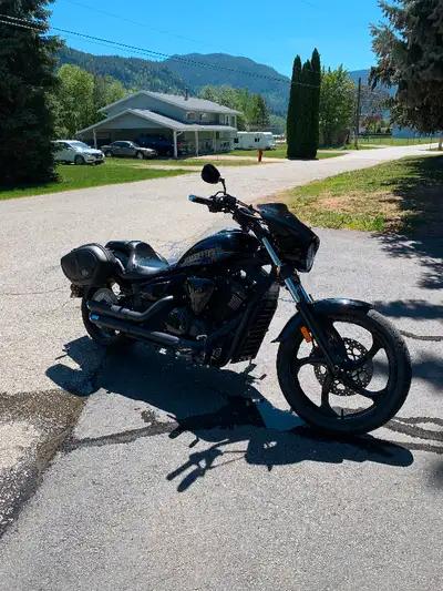 2017 Yamaha Stryker 1300 Amazing bike not even 14000 kms mint condition Vance and Hines pipes dyno j...