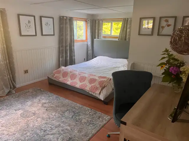 Large Cottage Rental Eagle Lake ON - Waterfront Dates Avail in Ontario in Canada - Image 4