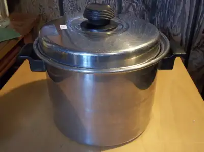 Marmite 3,8L PERMANENT. Induction, View more