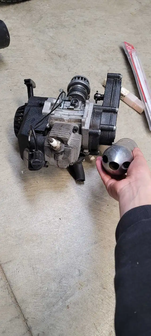 DIRTBIKE FRAME MINT CONDITION WITH PERFORMANCE BARS   in Motorcycle Parts & Accessories in Hamilton - Image 7