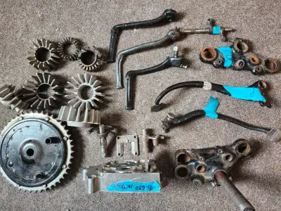 For sale: box of old Triumph 650 parts. The blue tags are OIF. The rear brake parts fit 500's as wel...