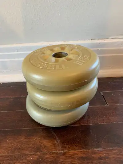 York weights 2.5 lbs, View more