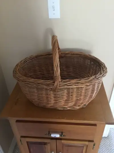 Large Capacity Wicker Basket, View more