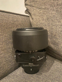 Nikon PC-E Micro 85mm f/2.8D Tilt-Shift Lens (Mint Condition)