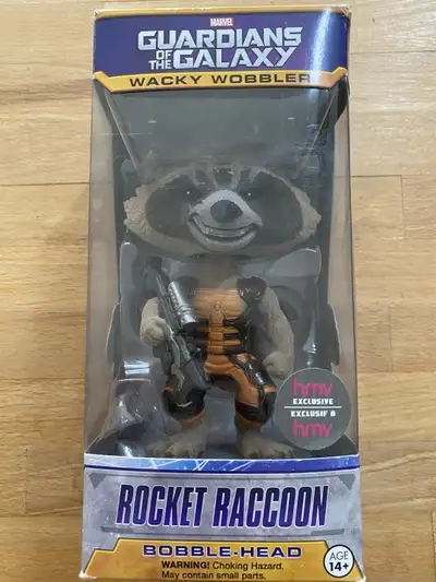 Funko Wacky wobbler , rocket raccoon flocked hmv exclusive En/fr