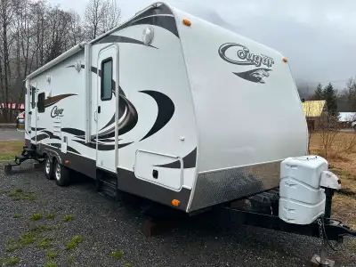 2014 Keystone Cougar 27RLSWE half Tone towable 27 foot 1 slide total länger 30.5 feet Bike Carrier G...