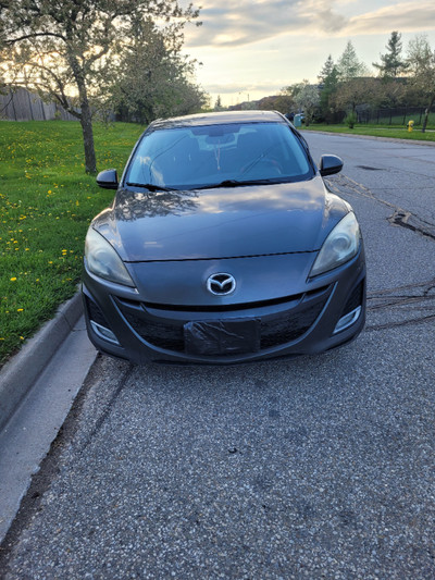 Mazda 3   2011
