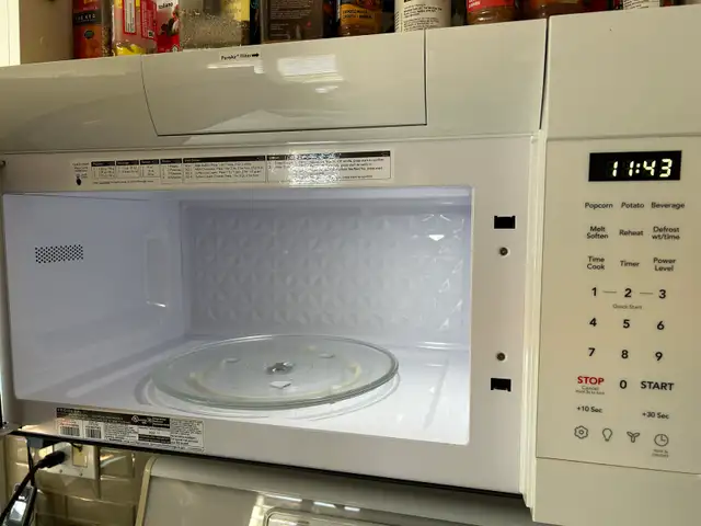 Frigidaire over range microwave513992291769405442