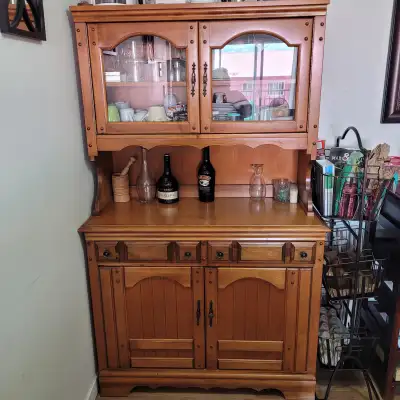 VAISSELIER BUFFET EN BOIS, View more