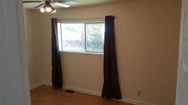 5 bedroom home for rent in Long Term Rentals in Kitimat - Image 7