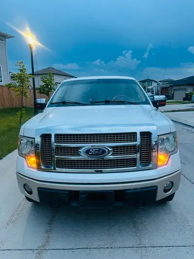 Hi I want to sell 2010 Ford F-150 King Ranch 5.4 L new safety clean title clean inside and outside p...