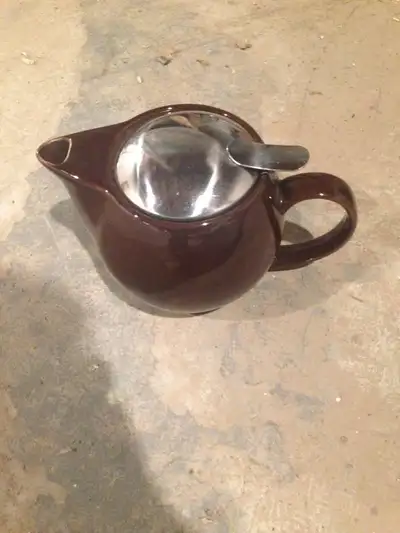 antique little tea pot $5, View more