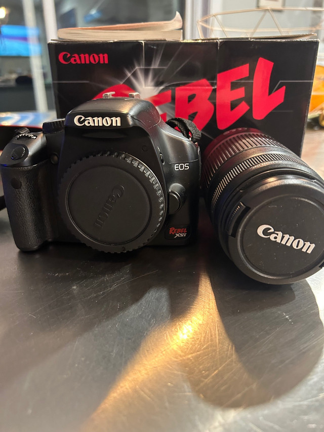 Canon Rebel EOS XSI 325 $ dans Appareils photo et caméras  à Longueuil/Rive Sud - Image 3