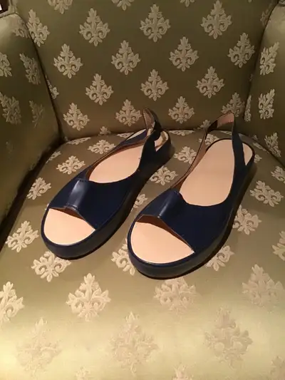 Women’s shoes, View more