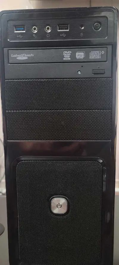 Acer Desktop Computer Quad Core, 16GB Ram, suitable for every day home use CPU: A10-6700 3.7Ghz Quad...