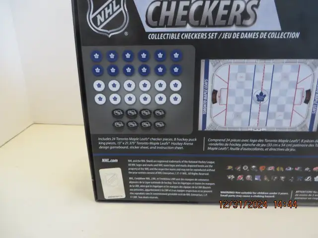 Toronto Maple Leaf Checkers Game in Arts & Collectibles in Kingston - Image 5