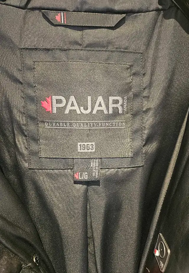 Pajar Bomber Jacket in Men's in Laval / North Shore - Image 4