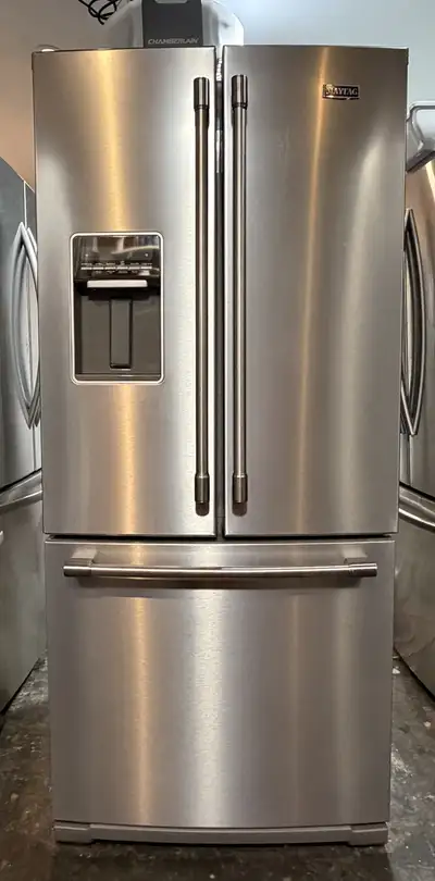 Maytag 30” fridge ( water/ice) - delivery , View more
