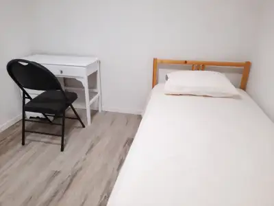 ROOM for RENT in Edson