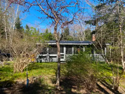 Cottage for rent in Hubbards. Weekly rentals only, View more