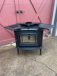 Beautiful Pacific Alderlea T4 wood stove 