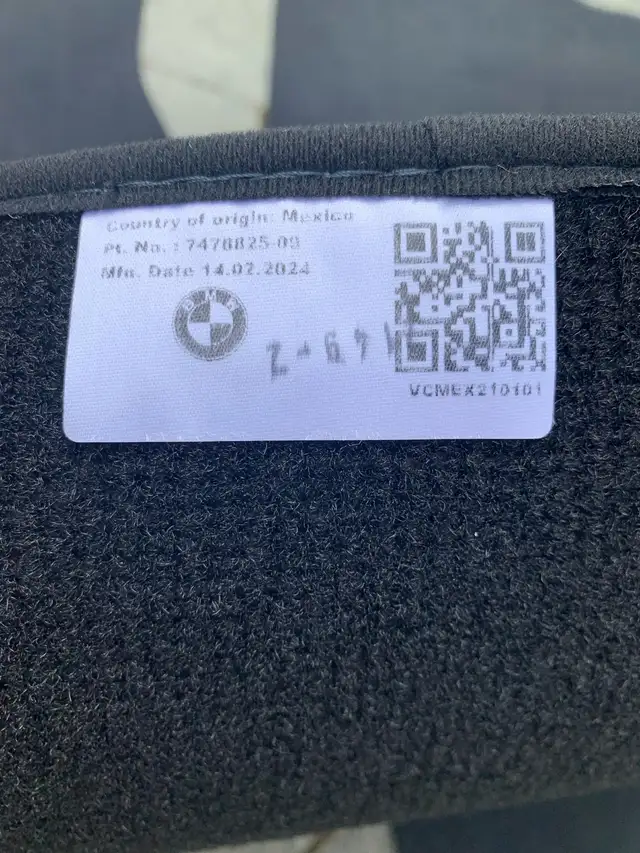 BMW X5 OEM Summer Mats in Other Parts & Accessories in Ottawa - Image 3