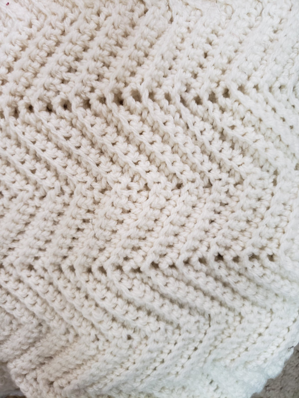** HANDMADE CROCHETED BED OR COUCH THROWS IVORY ** in Bedding in City of Toronto