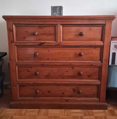 Pine wood dresser / chest of drawers, View more