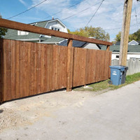 Fence posts and complete fences 