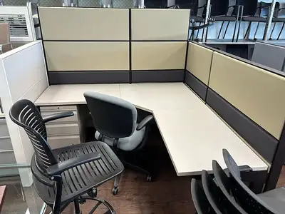 Home / CUBICLES / Teknion TOS System(50) PrevNext Teknion TOS System Condition: Excellent Dimension:...