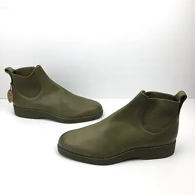 NEW R.M. WILLIAMS Marc Newson Yard Boot 365 size 9 in Men's Shoes in Markham / York Region - Image 4