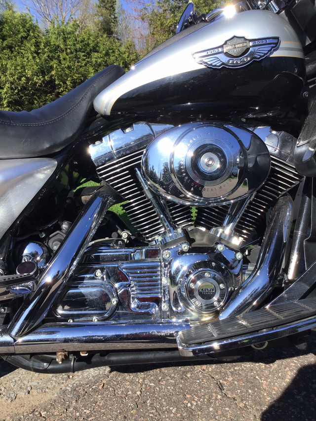 2003 Harley Davidson Ultra Classic 100 Year Anniverary in Touring in Pembroke - Image 2
