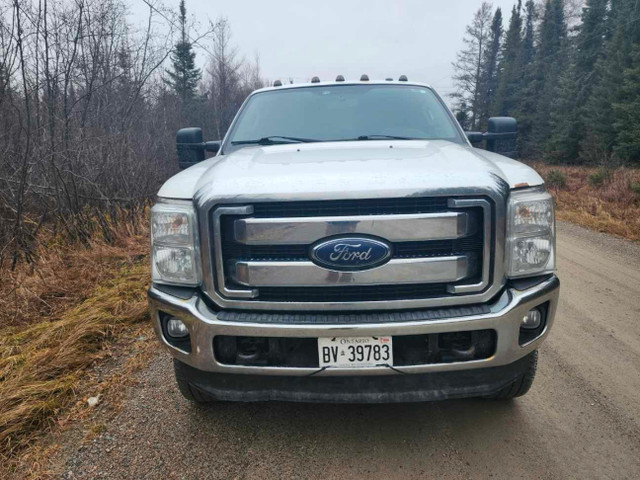 2016 Ford F250 Super Duty Super Cab in Cars & Trucks in Timmins - Image 3