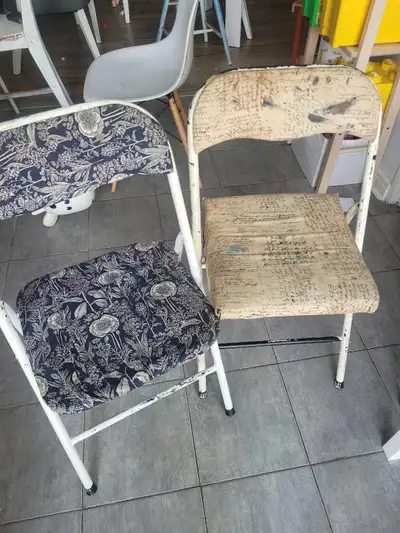 Folding chairs 《Yonge and Finch 》, View more
