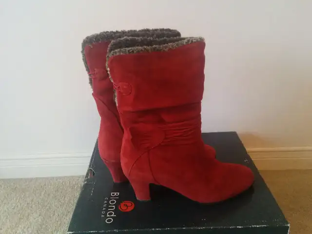 Blondo red suede leather boots 7.5 in Women's - Shoes in City of Toronto - Image 2