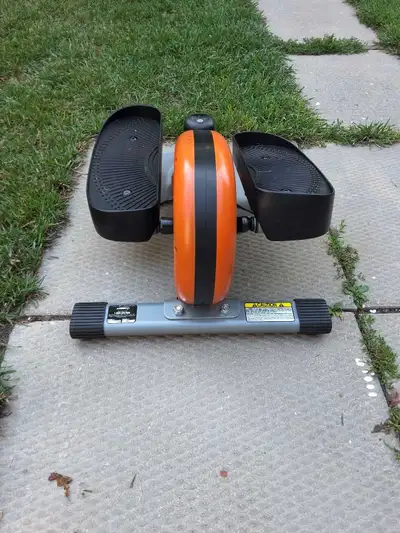 Small Space Elliptical Exercise Machine, View more