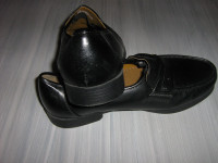 Penmans Men's Loafers / Dress Shoes Size 11W