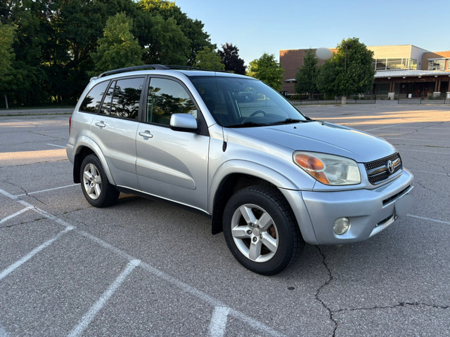 2004 Toyota RAV4 – 4WD – Reliable SUV (AS IS) in Cars & Trucks in St. Catharines - Image 2
