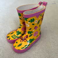 Kids Butterfly Garden Boots Size Small 5/6 NEW