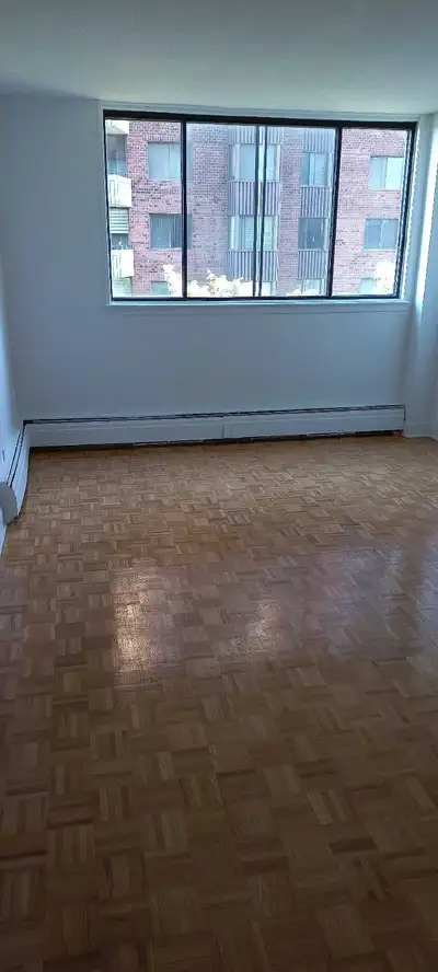 Sublease Available . Newly Renovated 3½ Apartment for Sublease – $1,395/Month Location: 755 Boulevar...